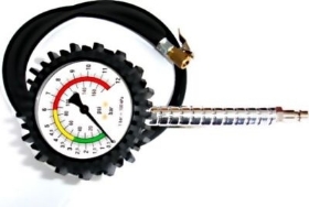 Obrázek Plnič pneu s manometrem 597 Fiac